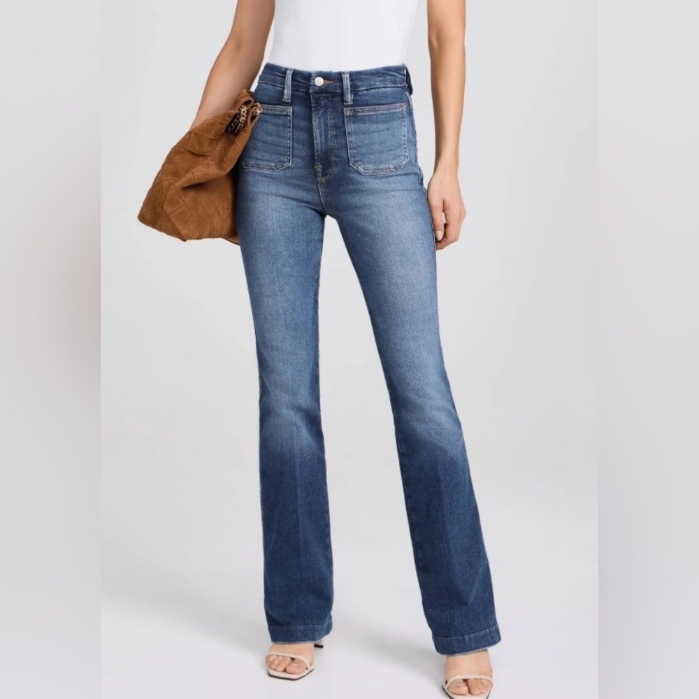 Good American, Good Curve Bootcut jeans.